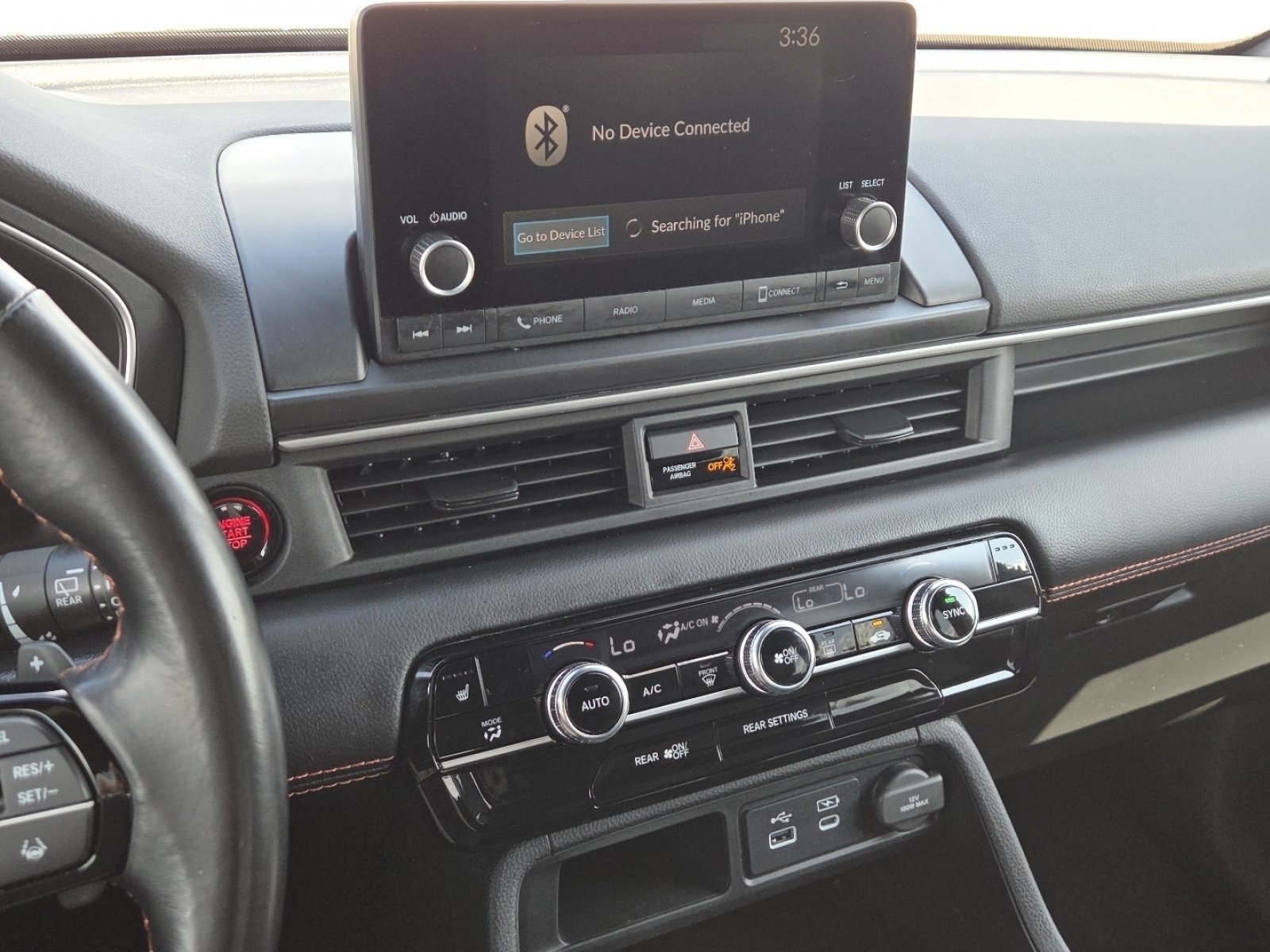 Used 2025 Honda Pilot Sport image 27