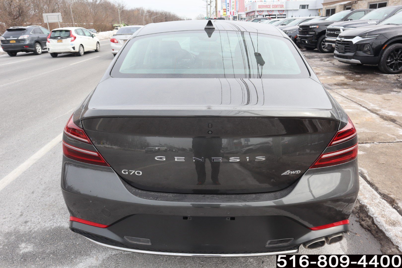 Used 2022 Genesis G70 2.0T image 7