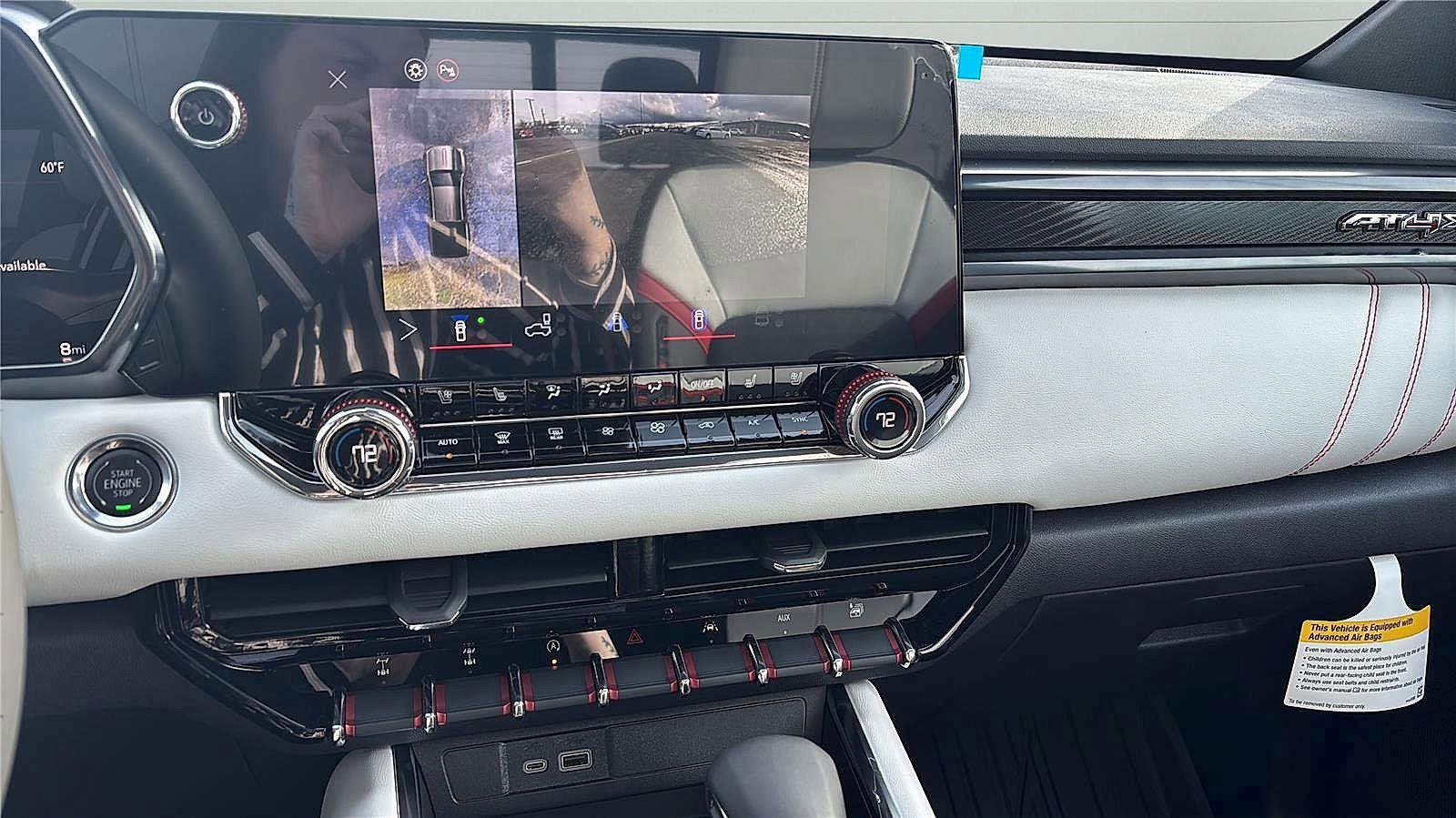 New 2025 GMC Canyon AT4 w/ AT4X Package image 21