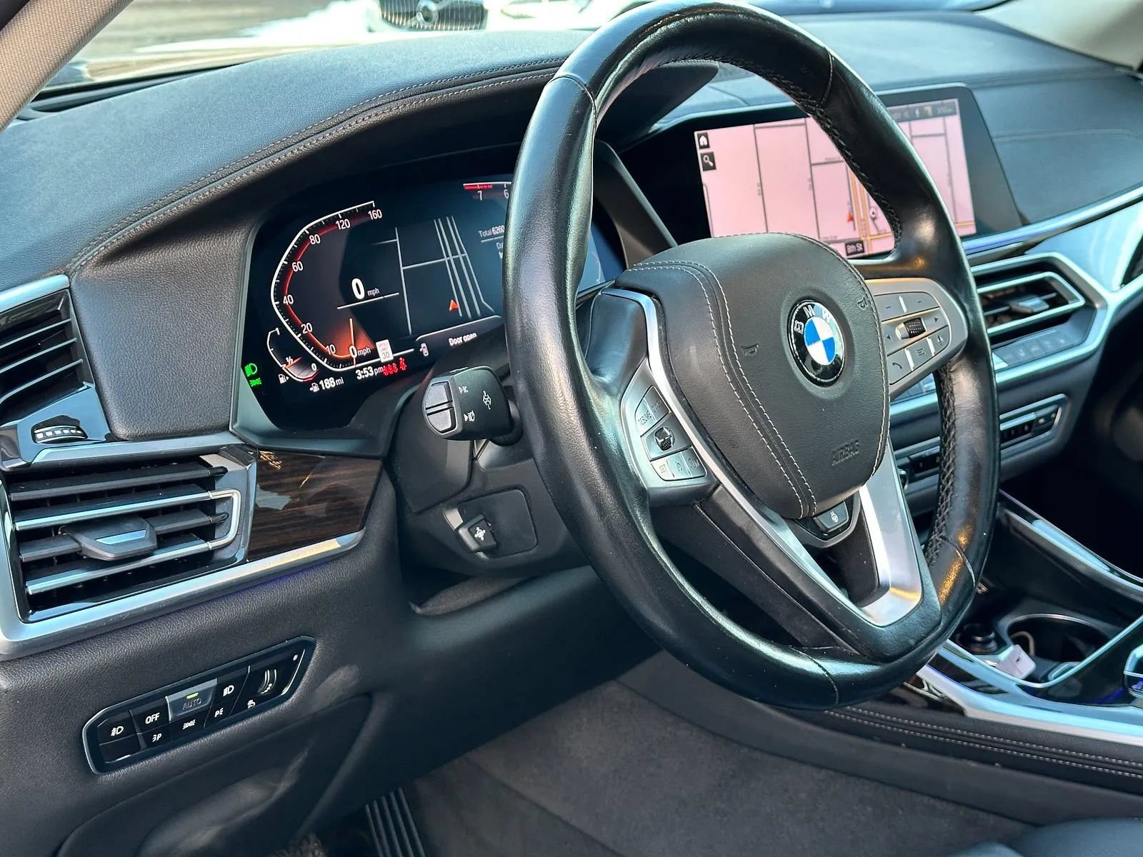 Used 2019 BMW X7 xDrive40i w/ Premium Package AWD/4WD image 11