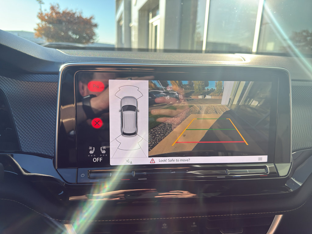 New 2026 Volkswagen Atlas Cross Sport SEL R-Line image 12