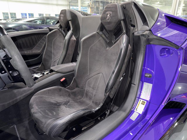 Used 2017 Lamborghini Huracan LP 610-4 AWD/4WD image 75
