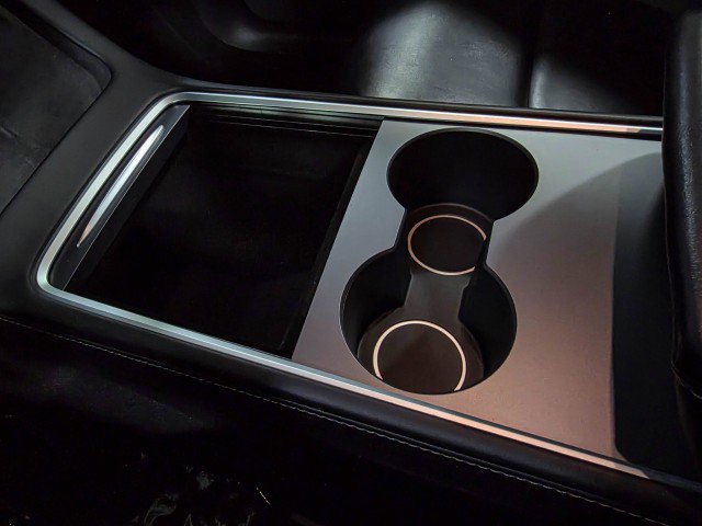 Used 2021 Tesla Model Y Performance image 28