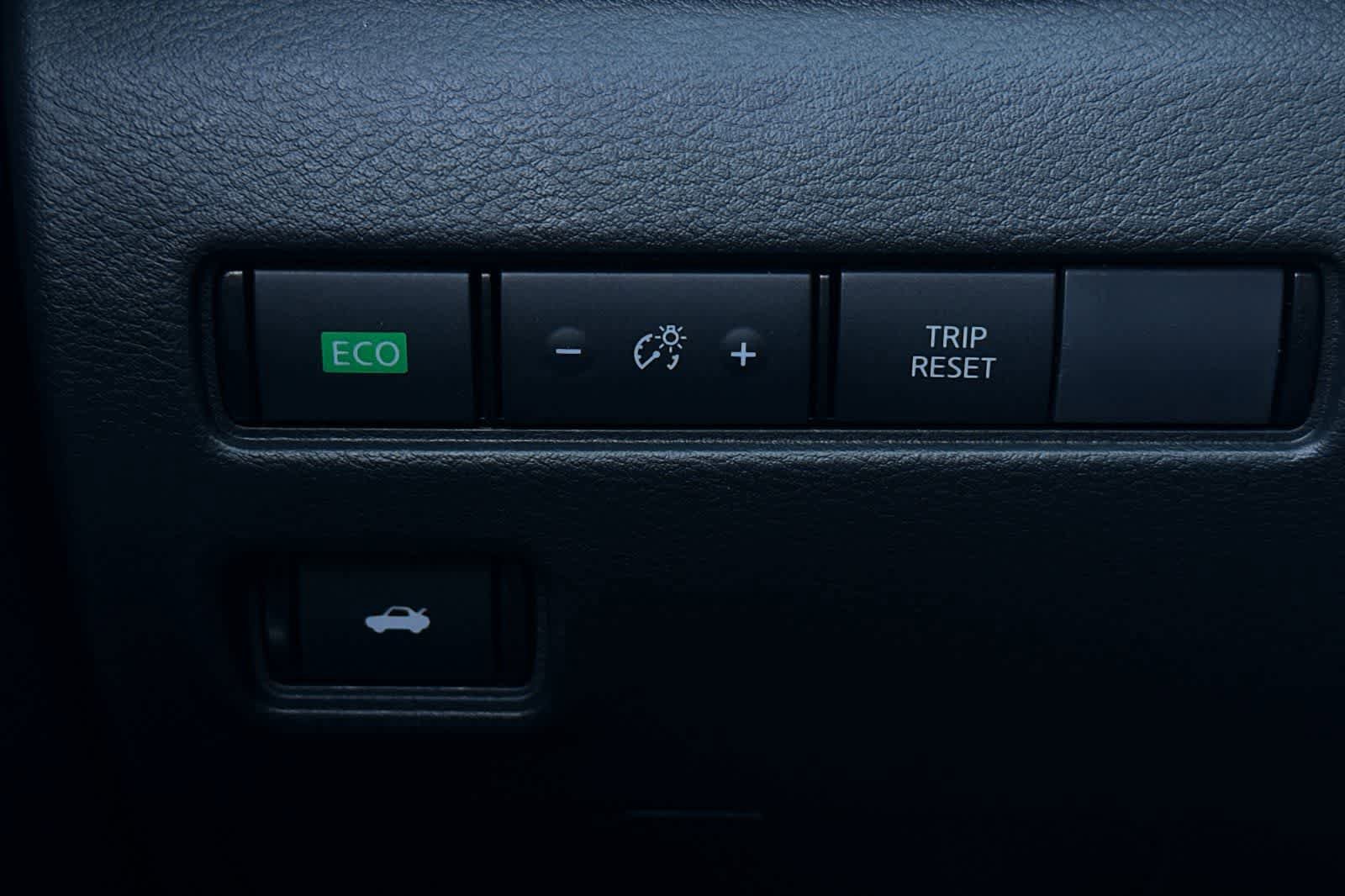 New 2025 Nissan Sentra SR w/ SR Premium Package image 22