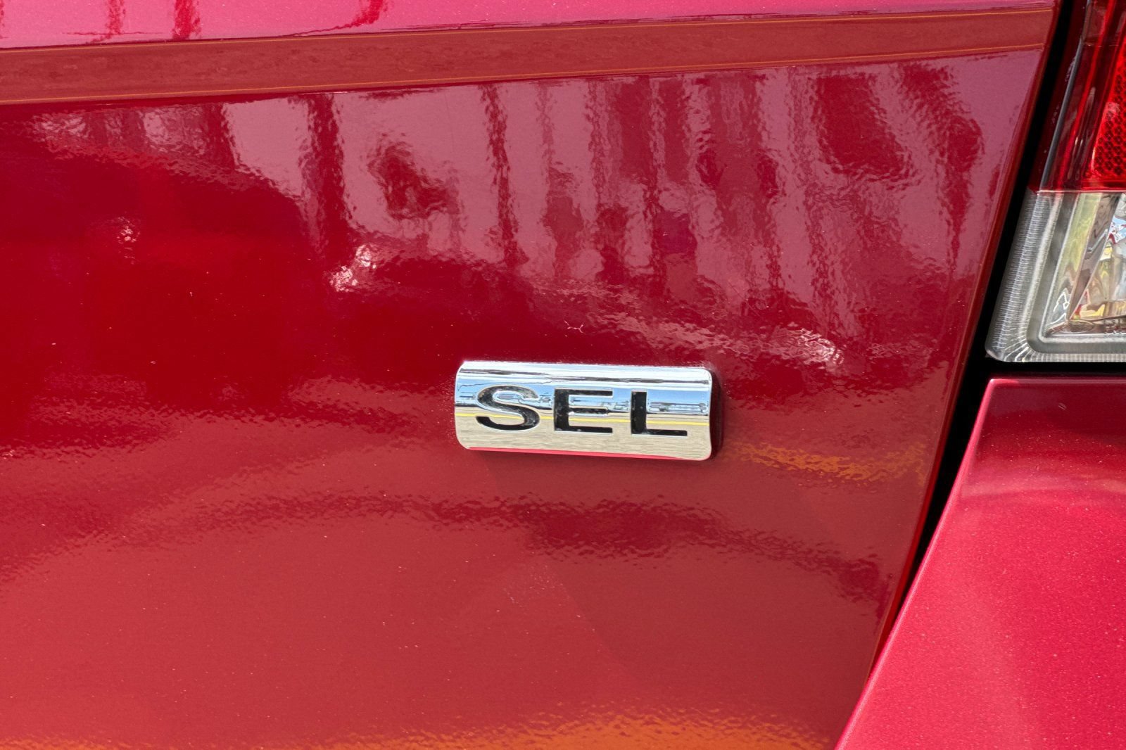 Used 2010 Ford Focus SEL FWD image 24