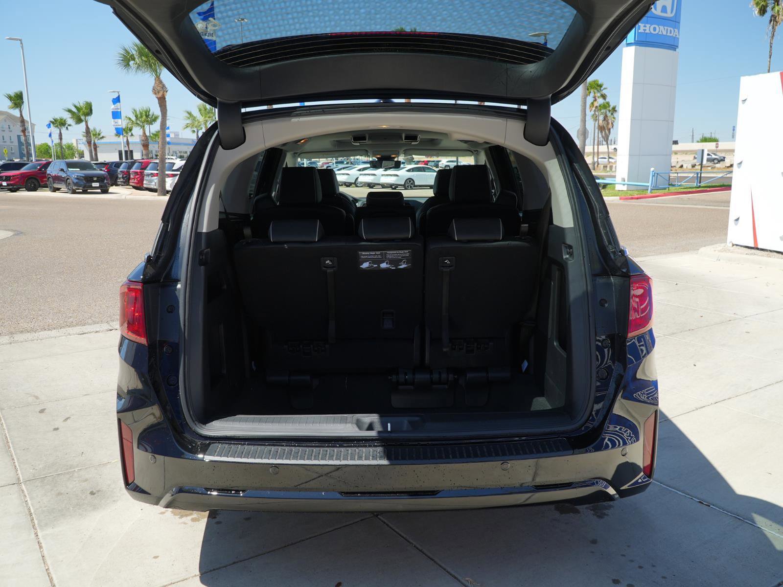 New 2026 Honda Odyssey Elite image 7