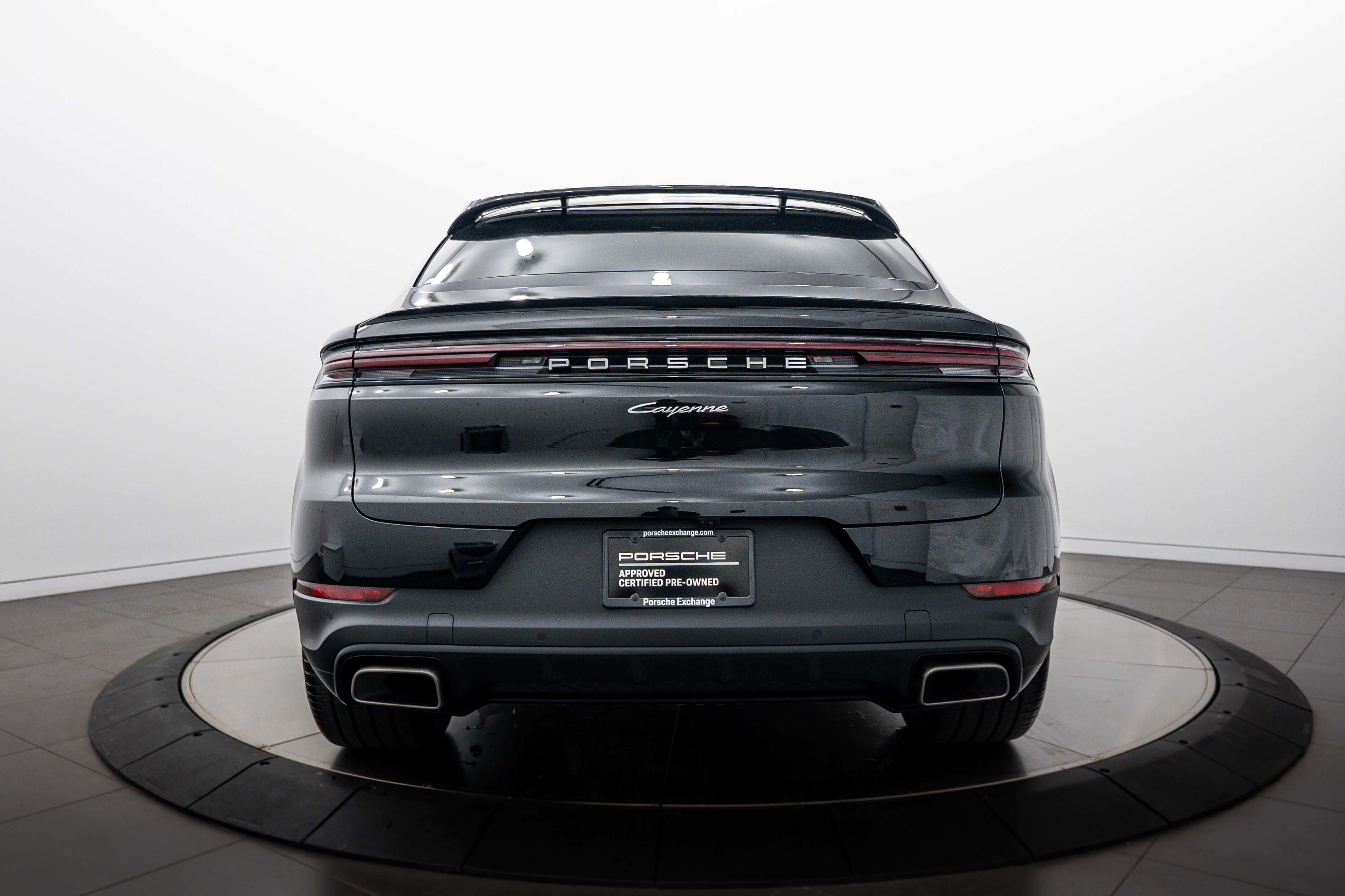 Certified 2026 Porsche Cayenne Coupe AWD/4WD image 6