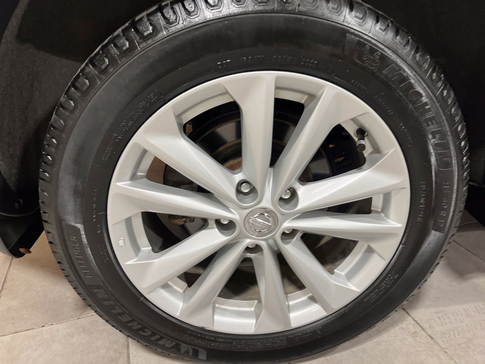 Used 2018 Nissan Rogue Sport S w/ S Appearance Package AWD/4WD image 11