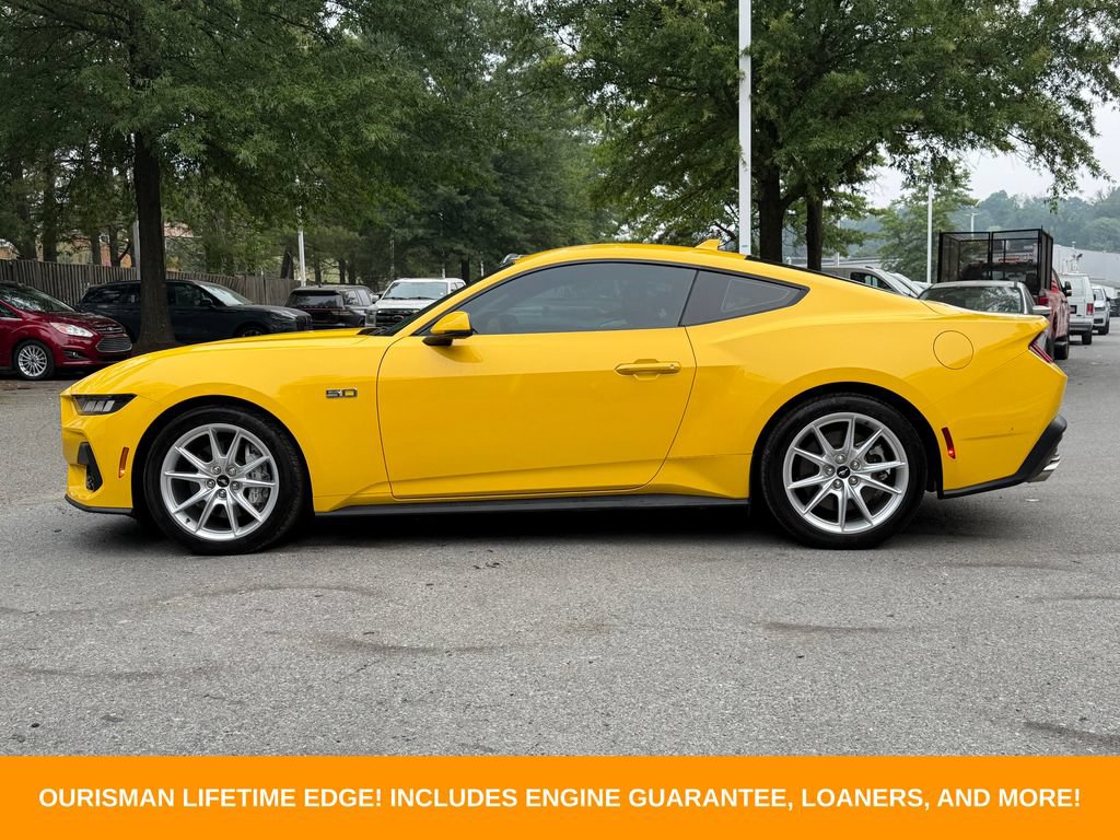 Used 2024 Ford Mustang GT Premium RWD image 4