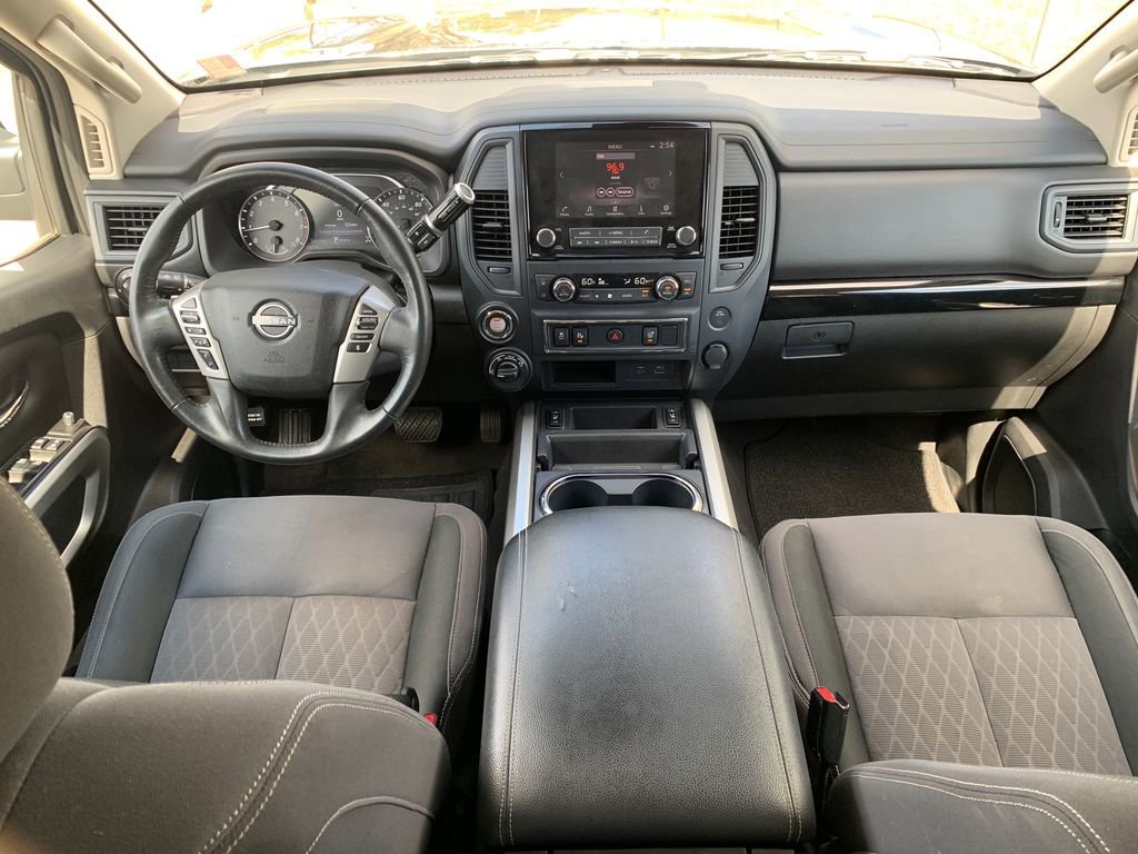 Used 2023 Nissan Titan SV w/ SV Convenience Package image 14