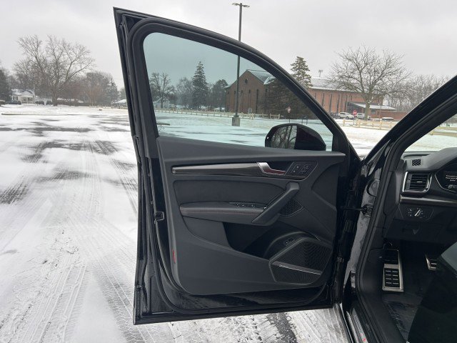 Certified 2024 Audi SQ5 Premium Plus image 20