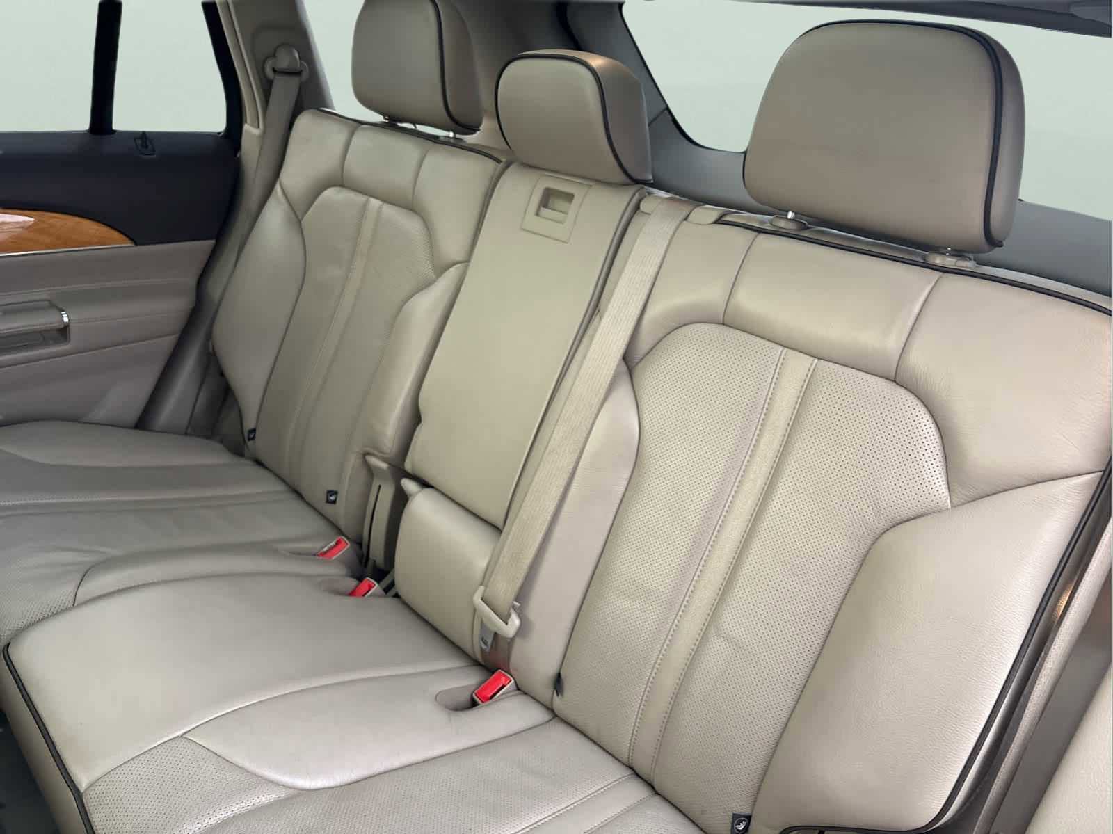 Used 2011 Lincoln MKX AWD w/ 101A Rapid Spec Order Code image 34