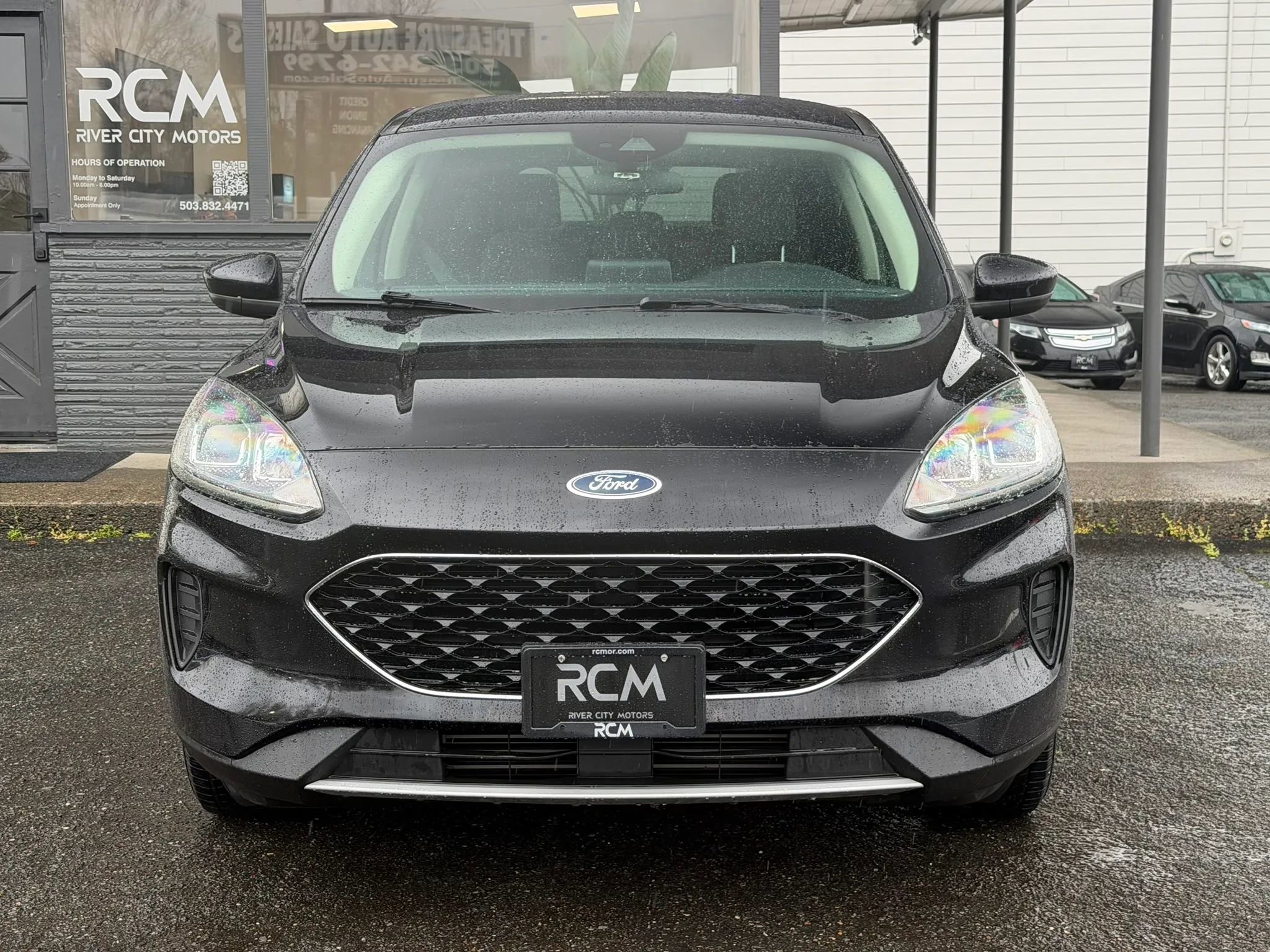 Used 2020 Ford Escape SE image 2