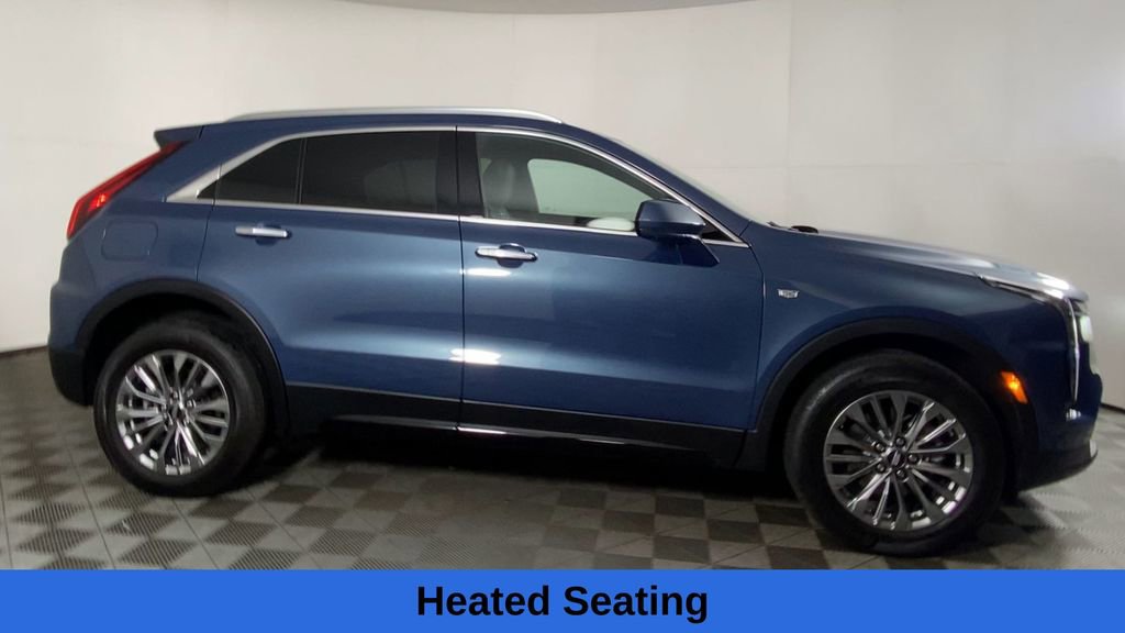 Used 2025 Cadillac XT4 Premium Luxury w/ Cold Weather Package image 4