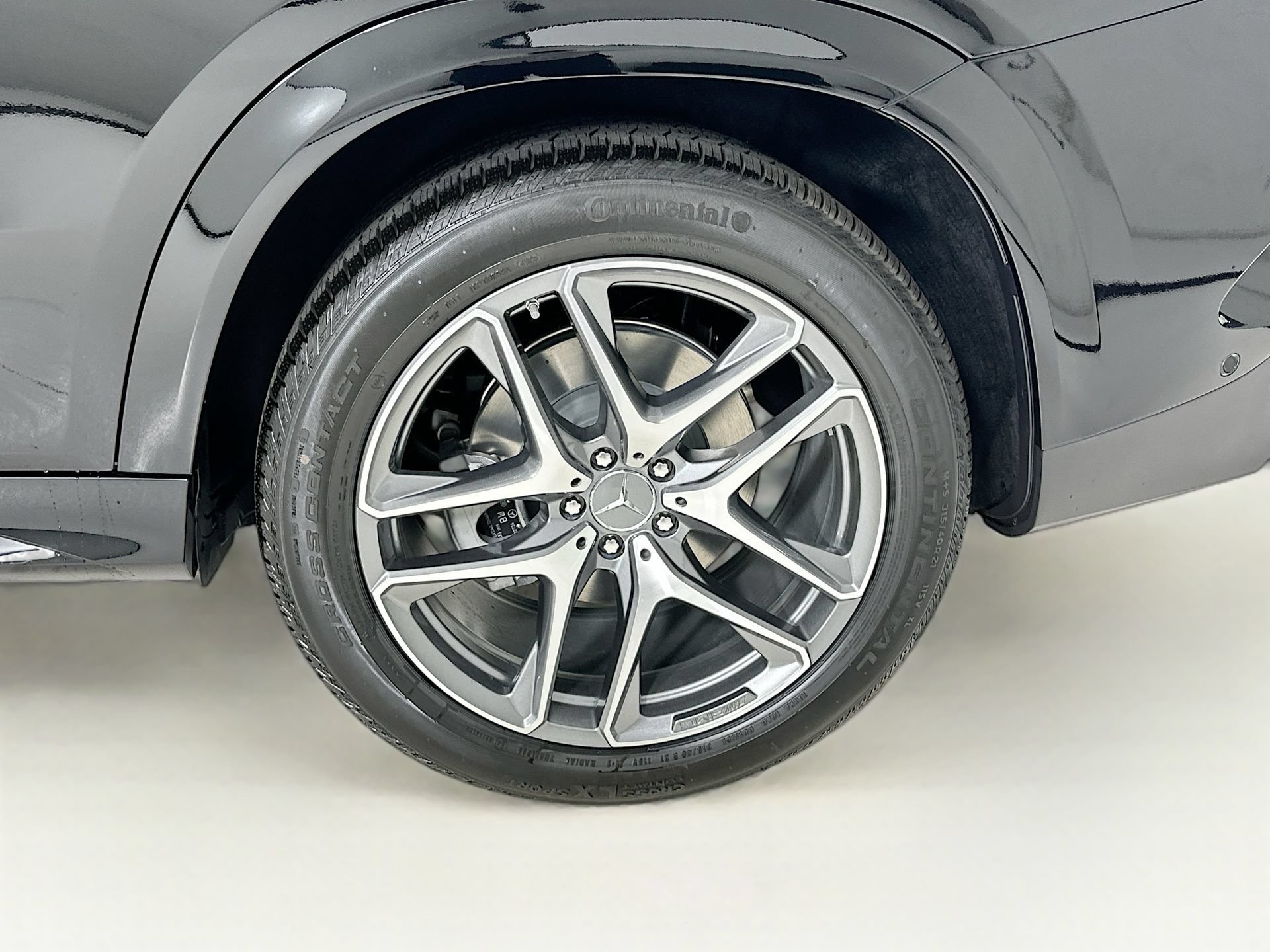 New 2026 Mercedes-Benz GLE 53 AMG 4MATIC Coupe image 34