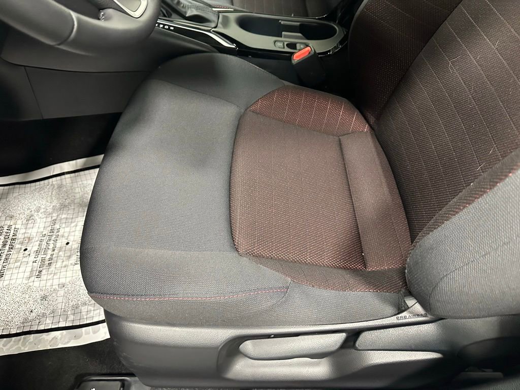 Used 2025 Toyota Corolla SE FWD image 13