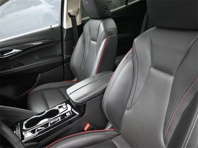 Used 2023 Buick Envision Essence w/ Sport Touring Package image 19