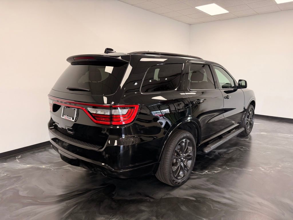 Used 2025 Dodge Durango GT AWD/4WD image 24