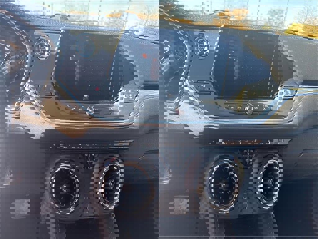 Used 2020 Chevrolet Blazer LT w/ Redline Edition image 11