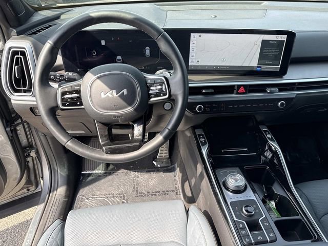 Used 2025 Kia Sorento SX Prestige image 14