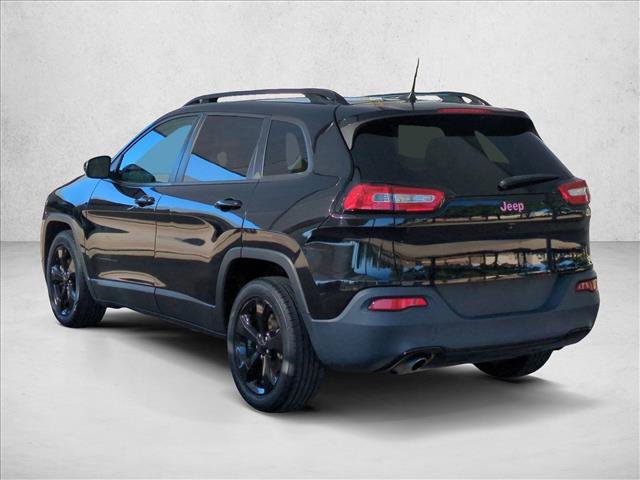 Used 2018 Jeep Cherokee Latitude w/ Altitude Package FWD image 8