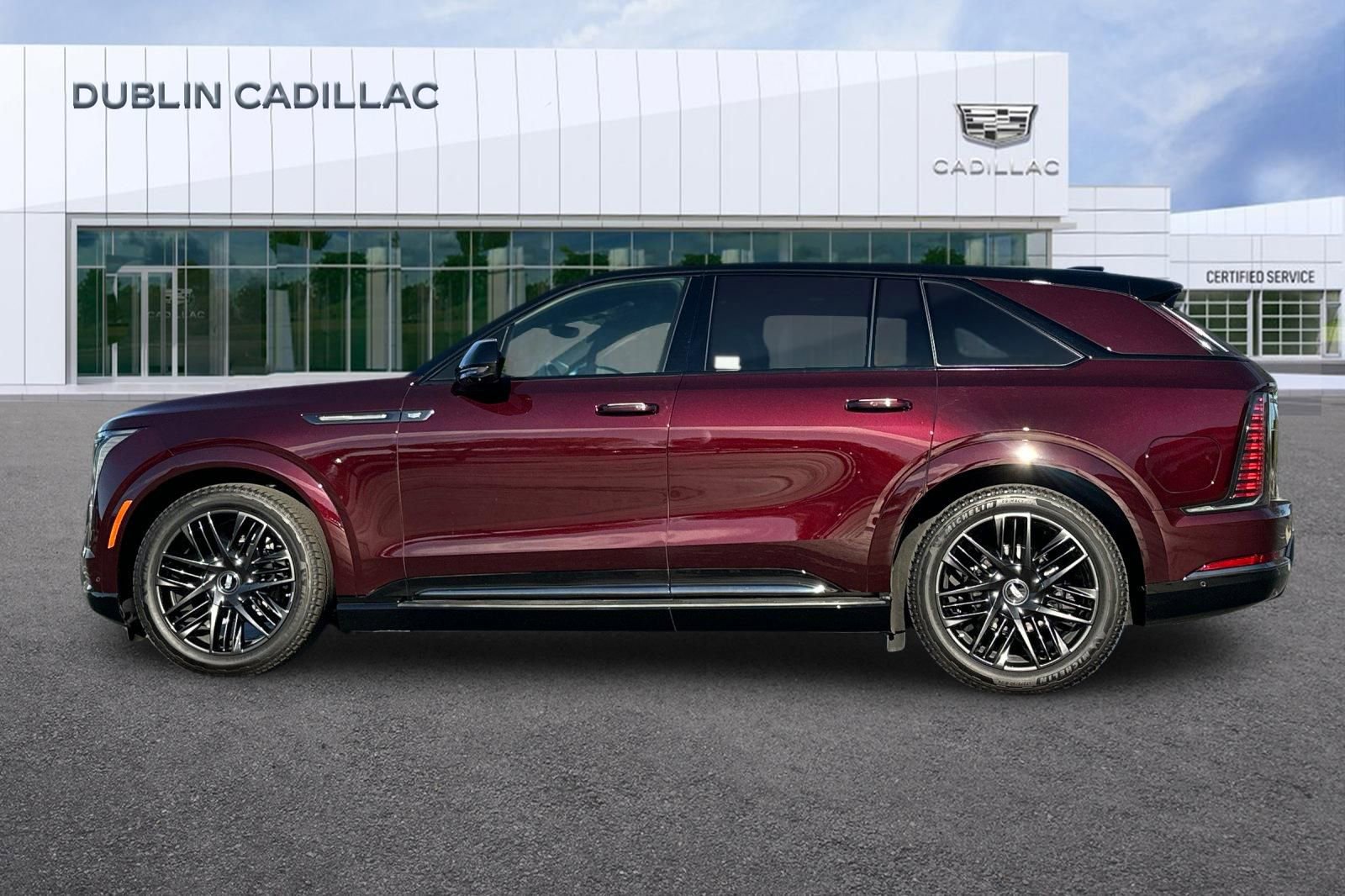 Used 2026 Cadillac Escalade IQ Sport 2 w/ LPO, ONYX Package image 7