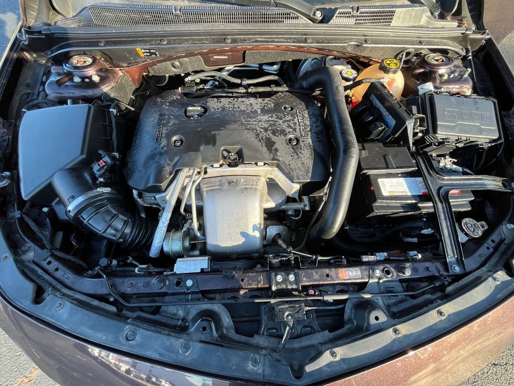 Used 2016 Chevrolet Malibu Premier w/ Driver Confidence Package FWD image 8