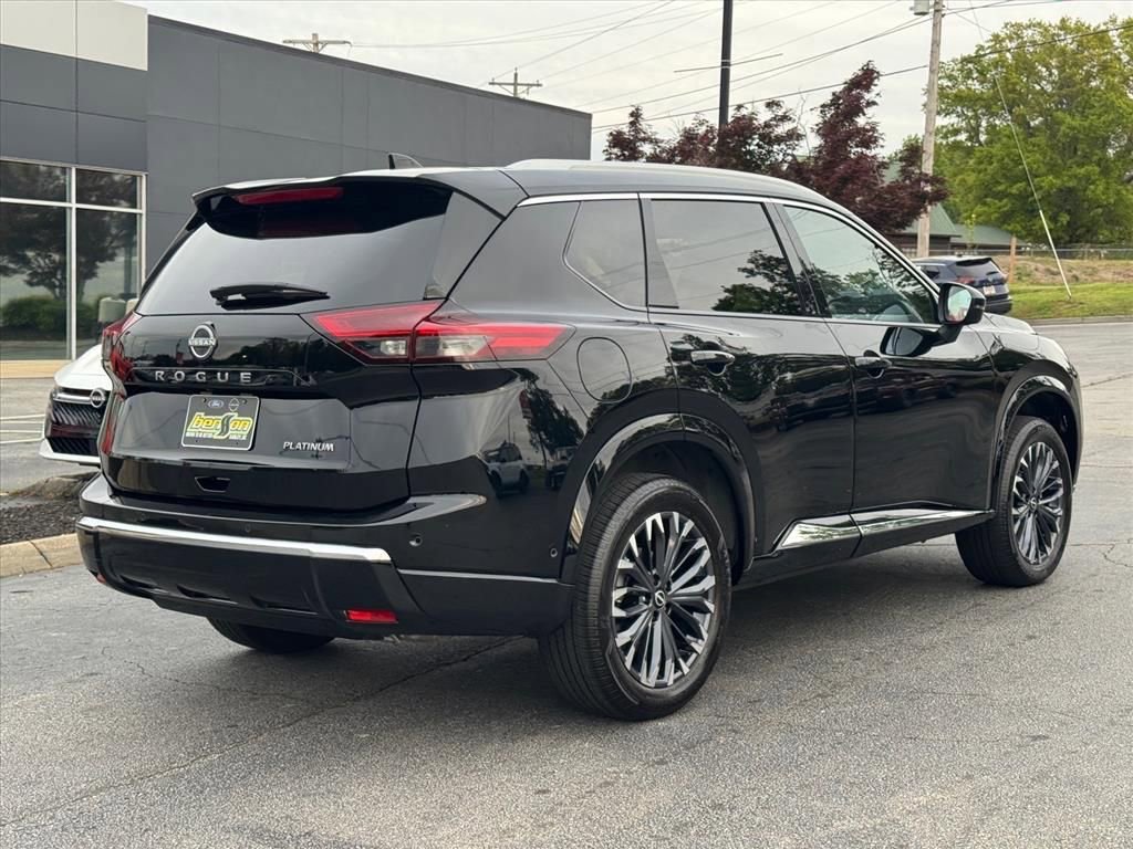 Certified 2025 Nissan Rogue Platinum w/ Platinum Premium Package image 3