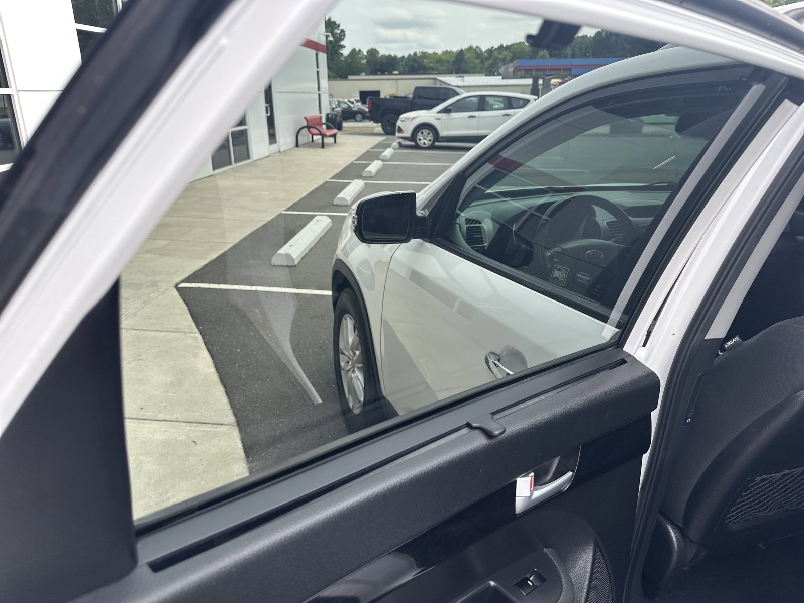 Used 2015 Kia Sorento LX FWD image 23