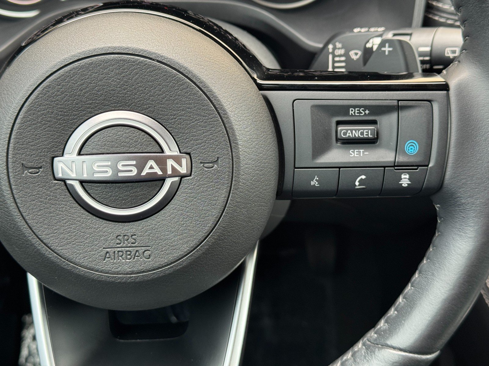 Used 2023 Nissan Rogue SL w/ SL Premium Package FWD image 22