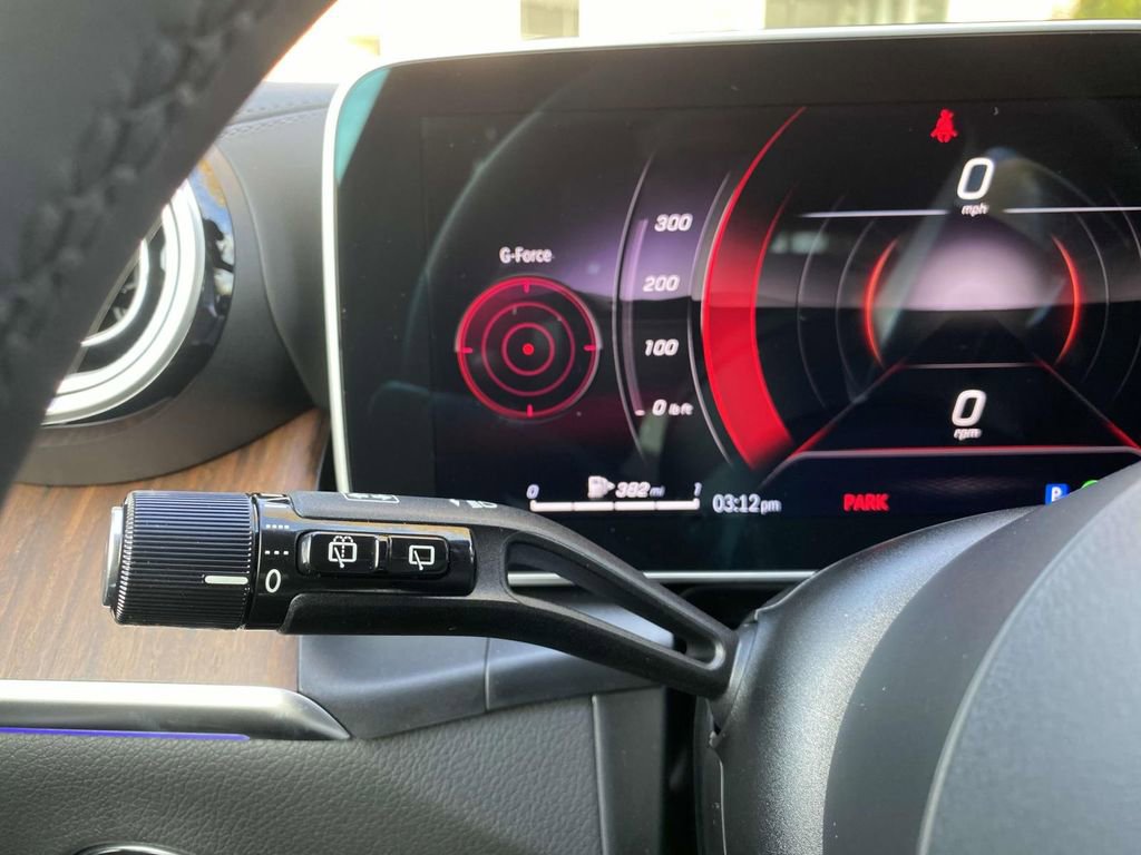 Certified 2025 Mercedes-Benz GLC 300 4MATIC image 30