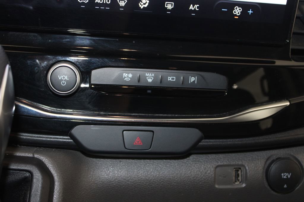 Used 2023 Ford Transit 350 XLT image 43