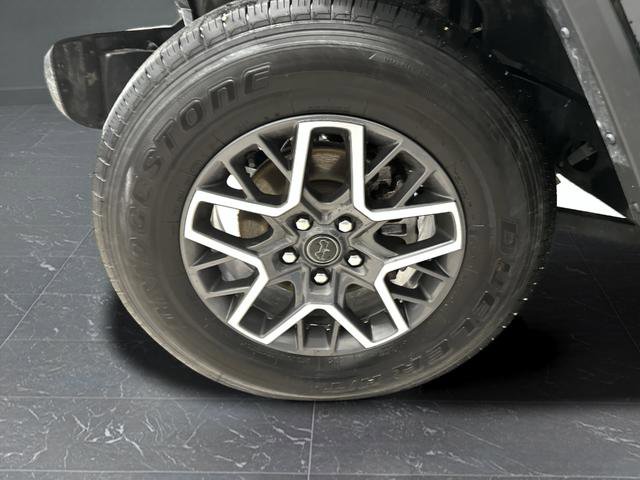 Used 2024 Jeep Wrangler Sahara w/ Technology Group image 33