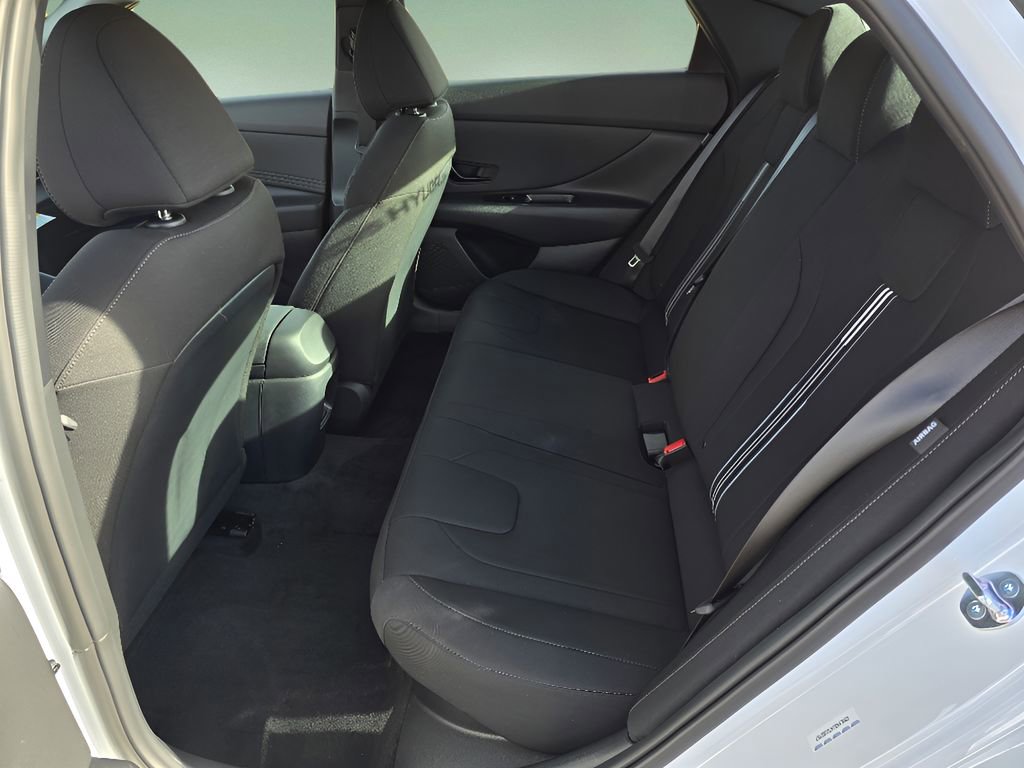 New 2026 Hyundai Elantra Sport image 14
