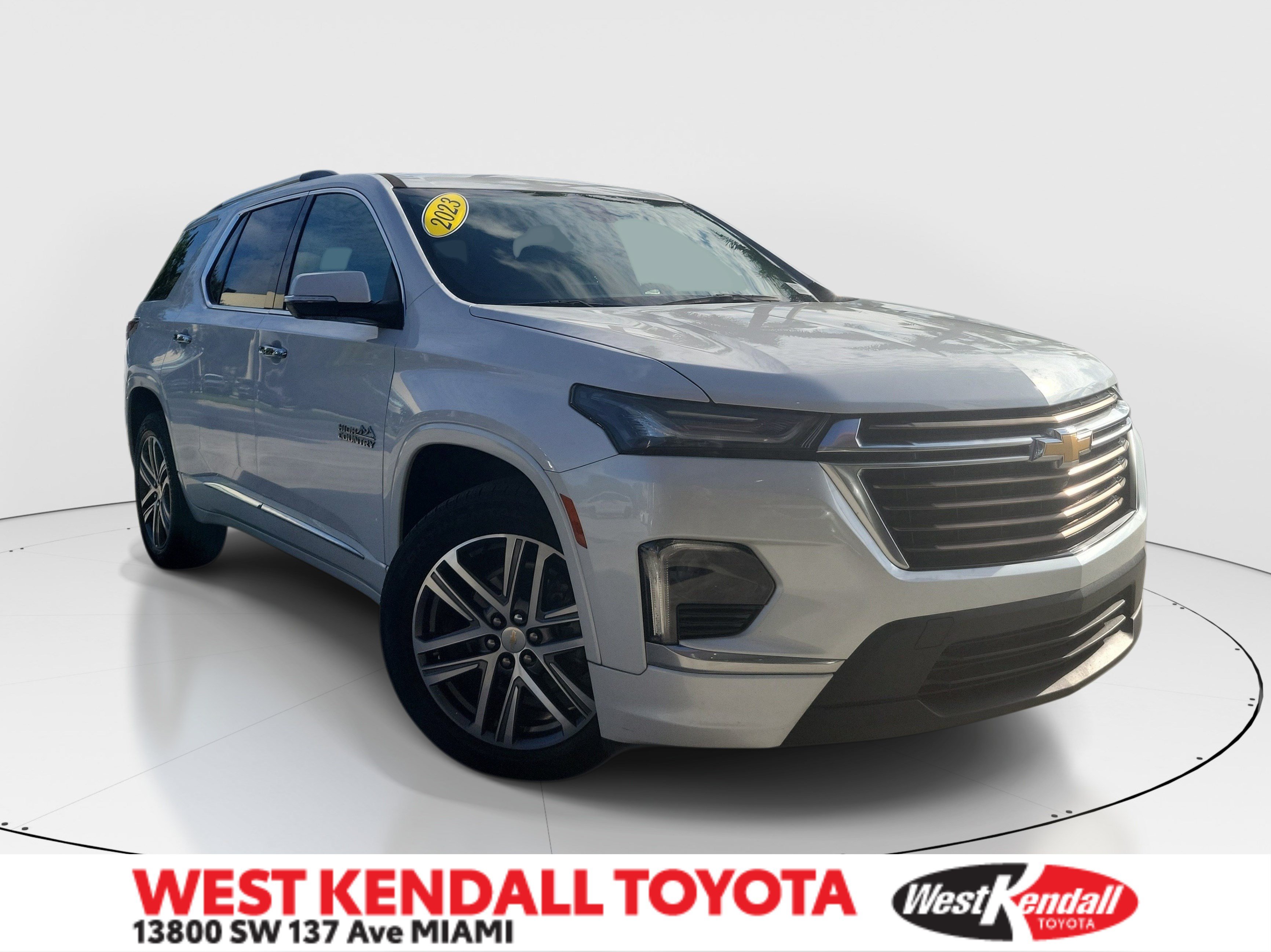 Used 2023 Chevrolet Traverse High Country