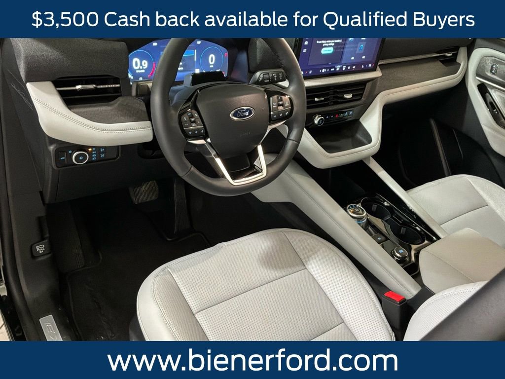 New 2026 Ford Explorer Platinum w/ LUX Leather Package image 16