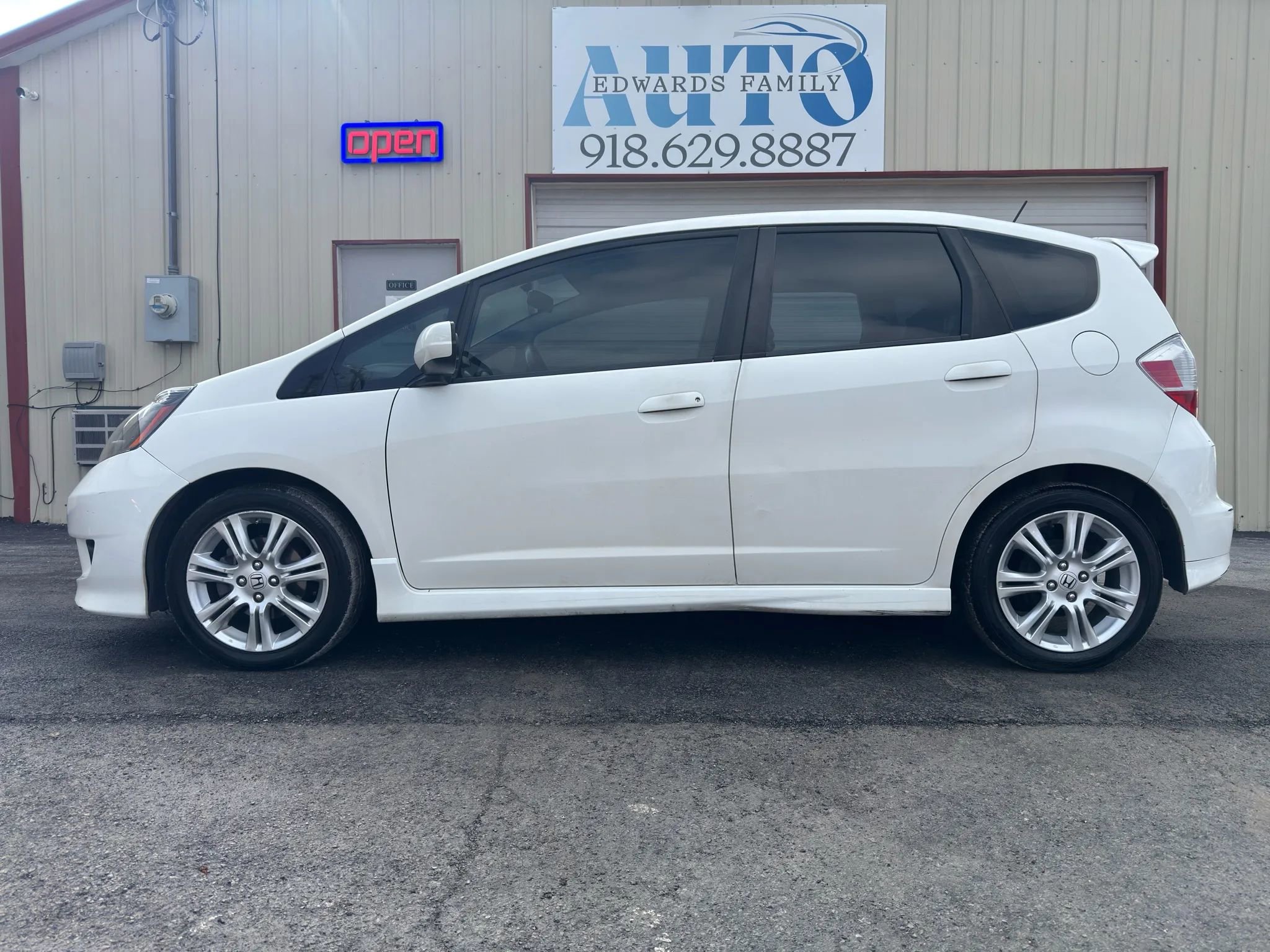 Used 2011 Honda Fit Sport image 14