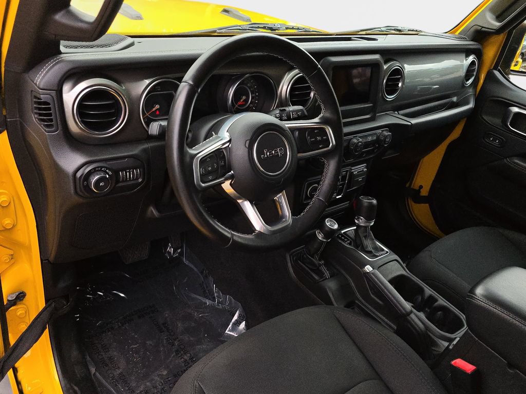 Used 2019 Jeep Wrangler Unlimited Sahara AWD/4WD image 19