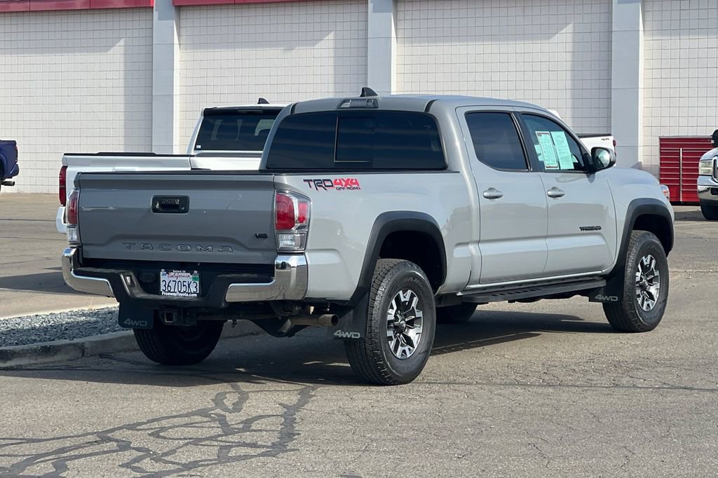 Certified 2021 Toyota Tacoma TRD Off-Road AWD/4WD image 5