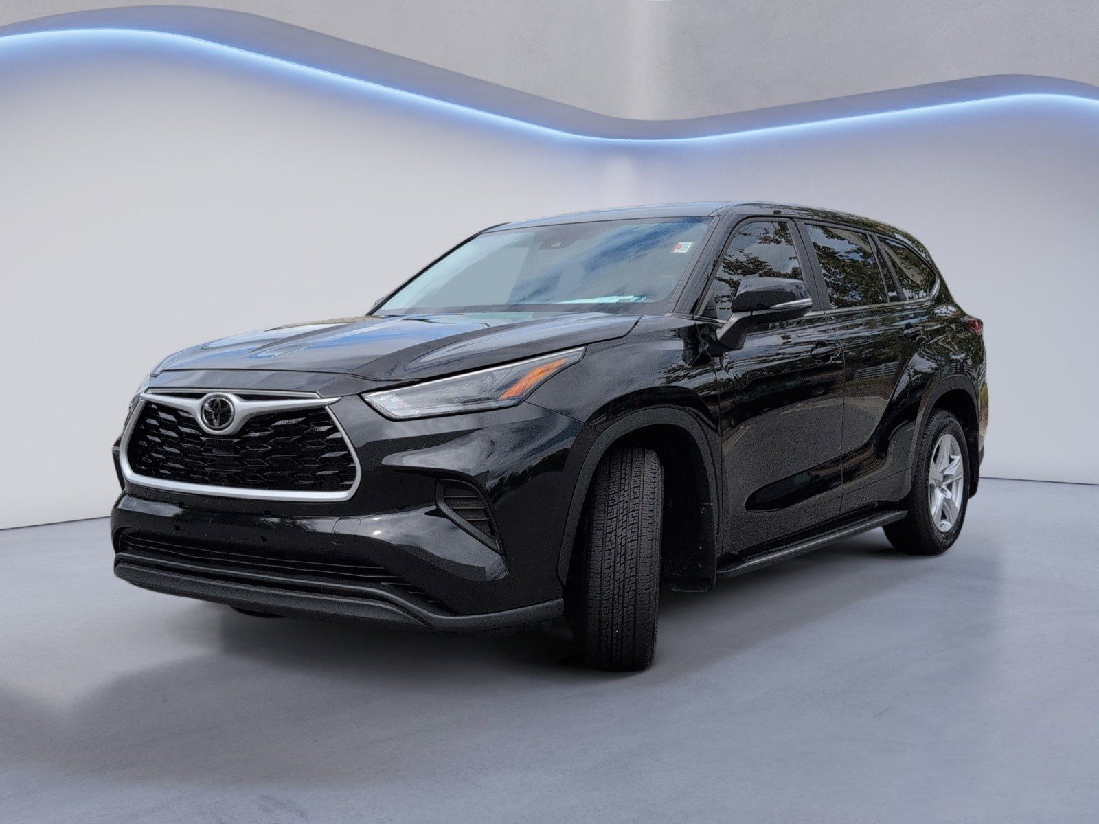 Used 2023 Toyota Highlander L image 11