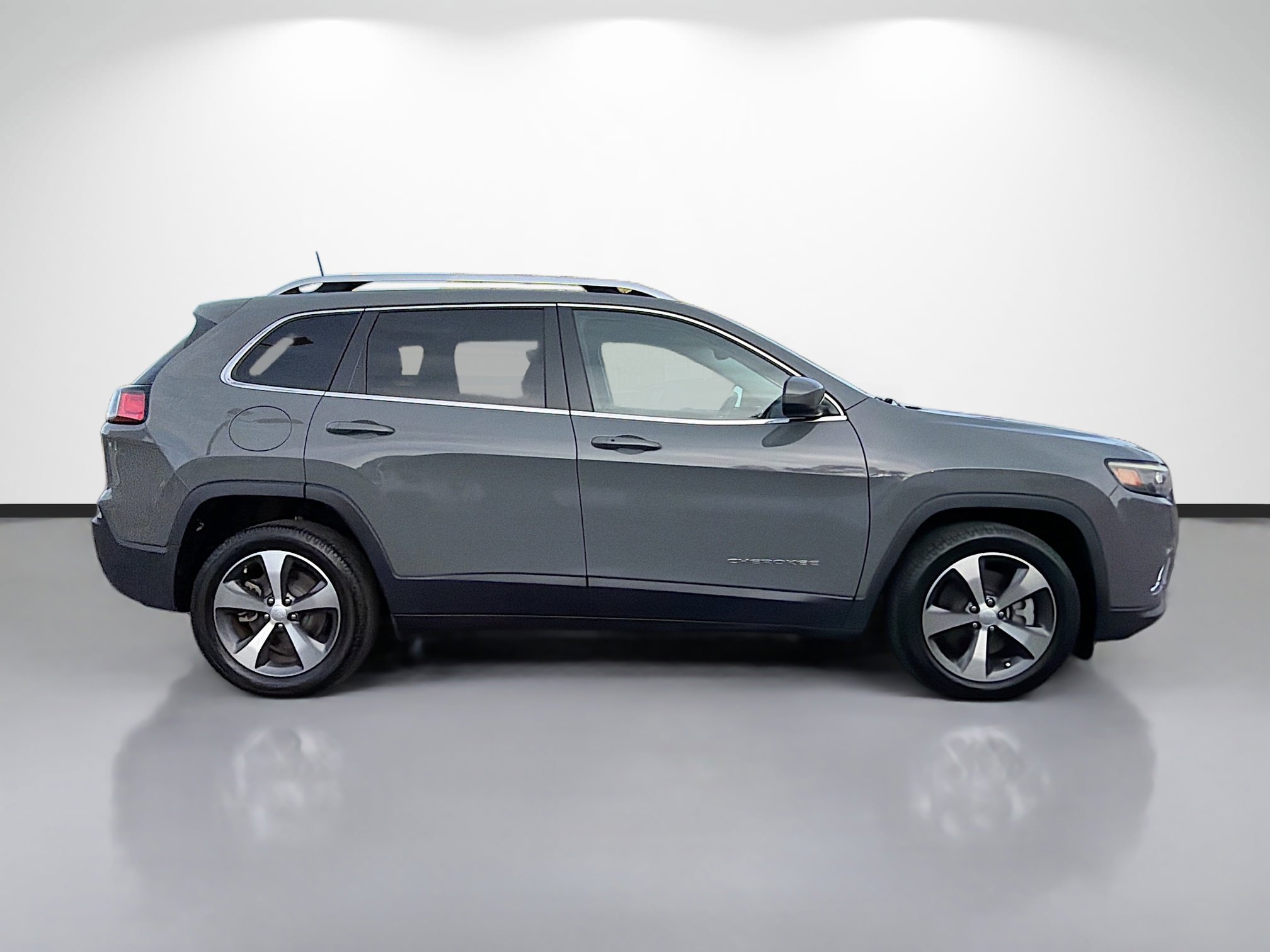 Used 2020 Jeep Cherokee Limited FWD image 6