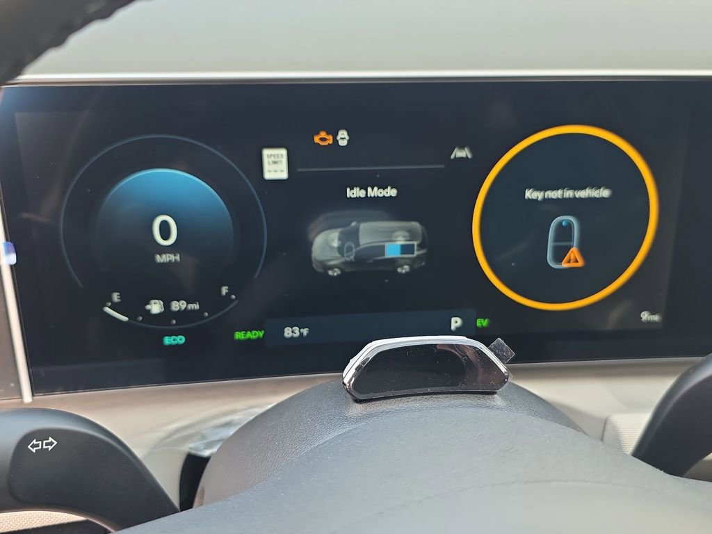 New 2025 Hyundai Tucson Limited image 27