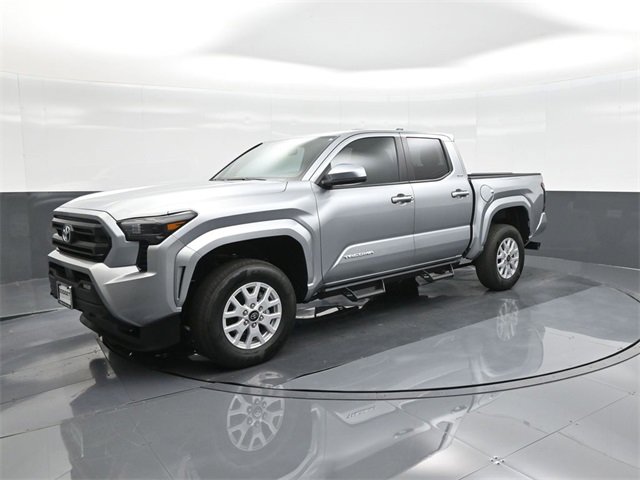 New 2025 Toyota Tacoma SR5