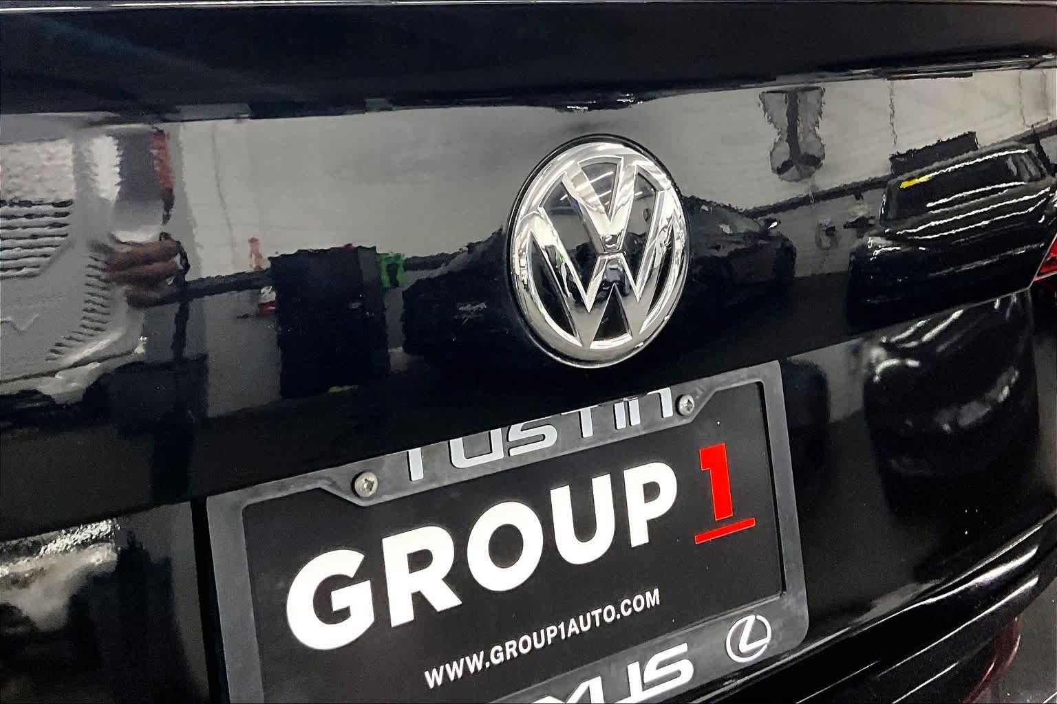Used 2019 Volkswagen Jetta R-Line FWD image 29