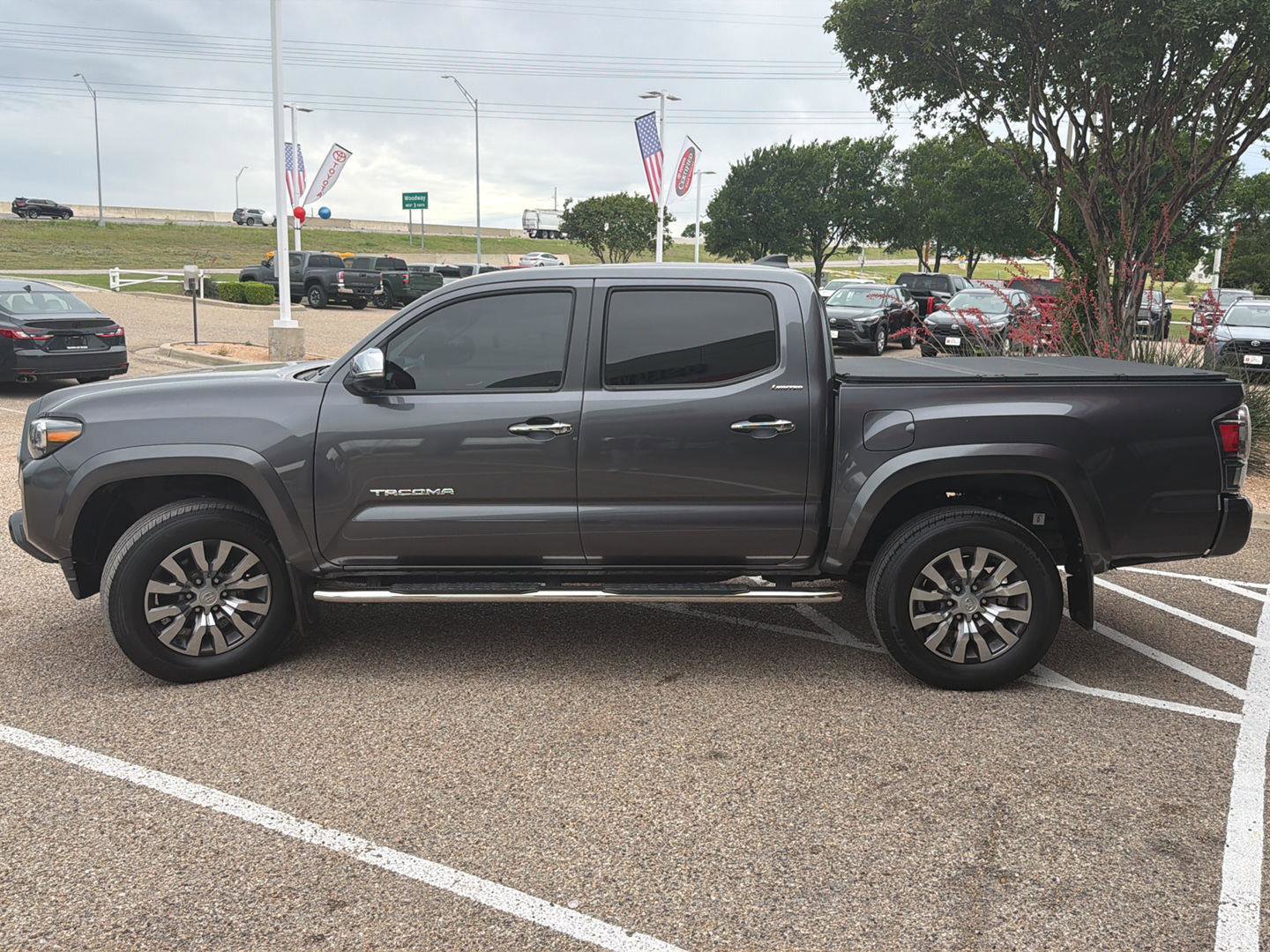 Used 2023 Toyota Tacoma Limited RWD image 6