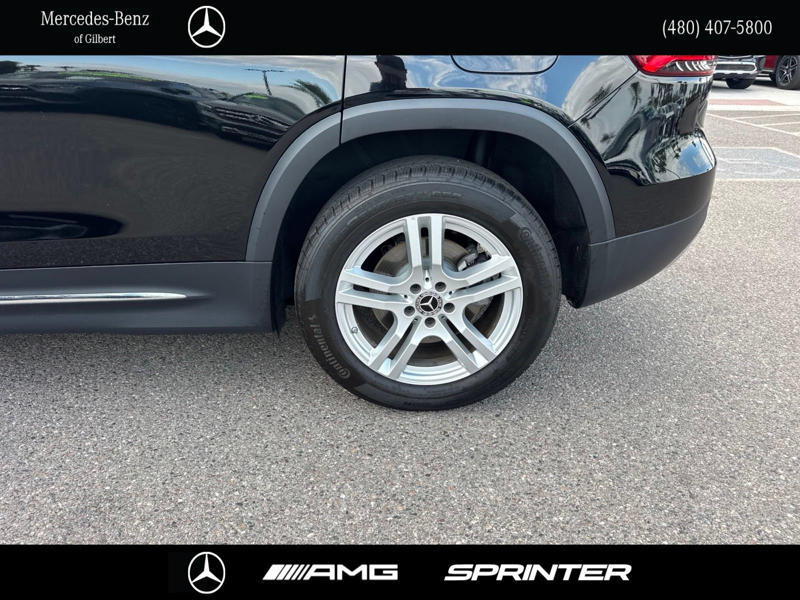 Used 2023 Mercedes-Benz GLB 250 w/ Premium Package image 10