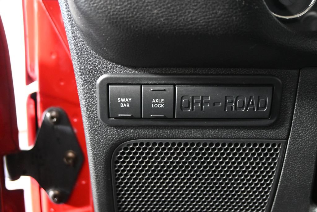 Used 2012 Jeep Wrangler Unlimited Rubicon w/ Connectivity Group AWD/4WD image 24