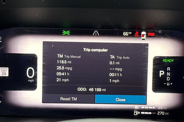 Certified 2023 Volvo XC60 T8 Ultimate image 29