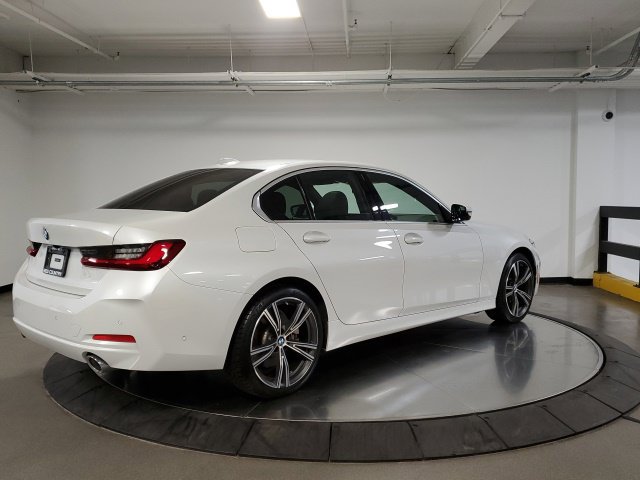 Used 2024 BMW 330i xDrive Sedan w/ Convenience Package AWD/4WD image 9