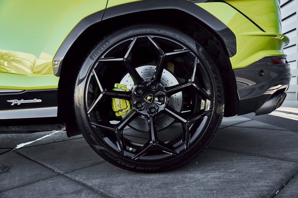 Used 2024 Lamborghini Urus Performante image 18